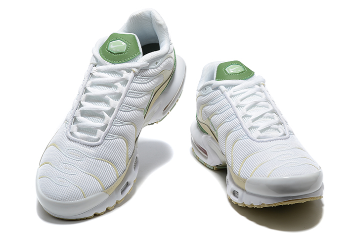 Nike Air Max Plus Light Bone Honeydew Alligator – Dynastillas