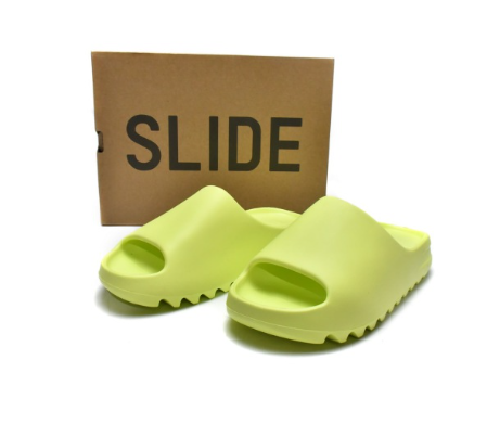 adidas Yeezy Slide