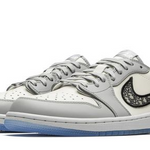 Air Jordan 1 Low GREY